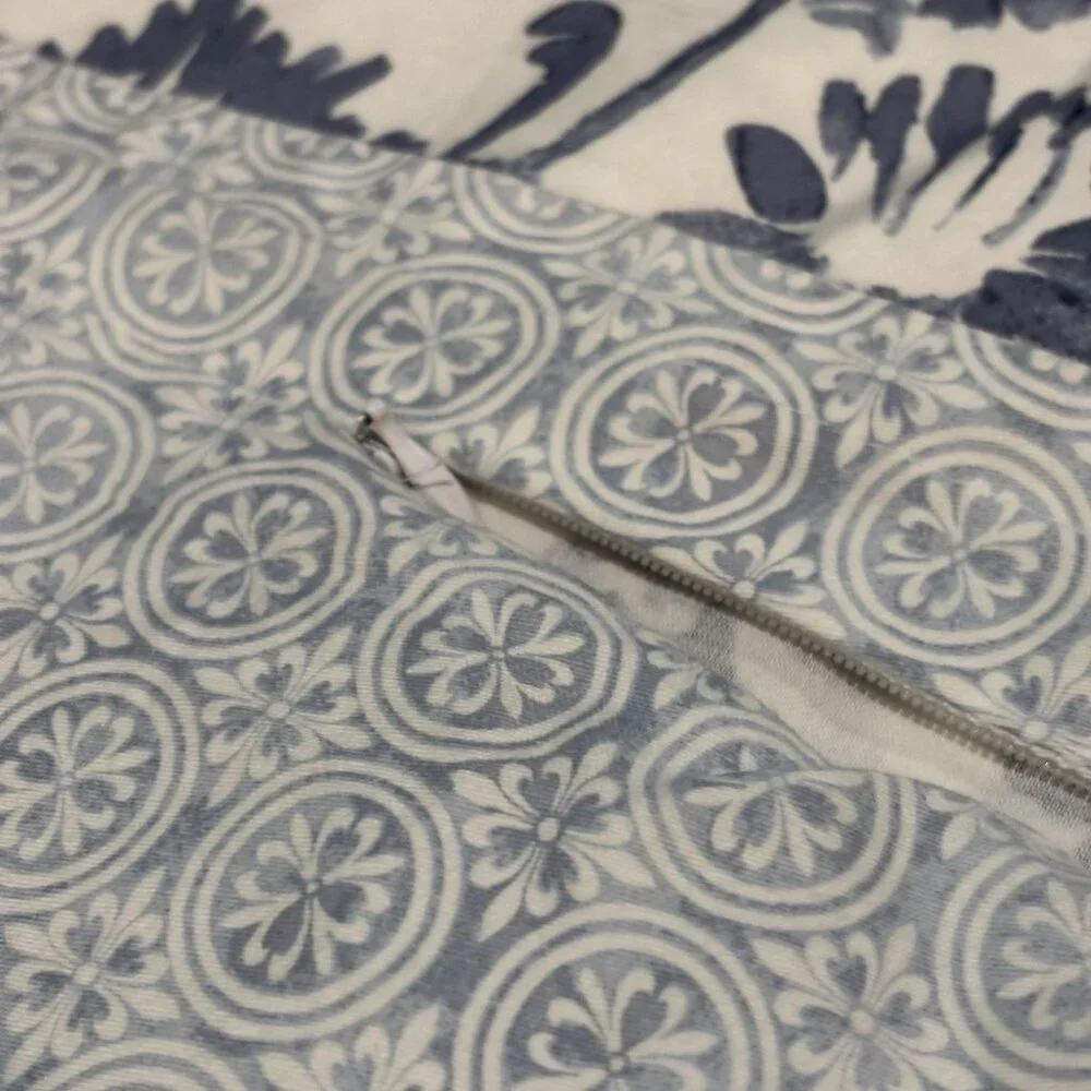 2 Liz Claiborne Pillow Shams Cases Blue White Floral 20”x36” Bedding Shabby - Picture 2 of 5